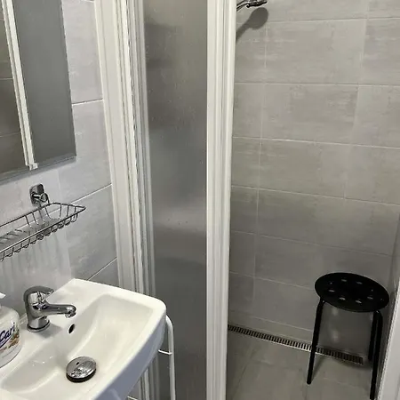 Bezbarierove Se Zahradkou *