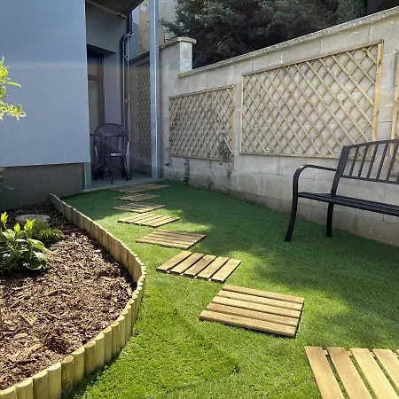 Apartmán Bezbarierove Se Zahradkou Chrastava