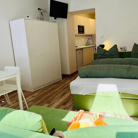 Apartmán Bezbarierove Se Zahradkou *