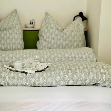 Bezbarierove Se Zahradkou Apartmán